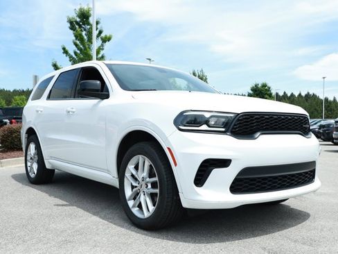 Used 2023 Dodge Durango GT AWD/4WD image 3