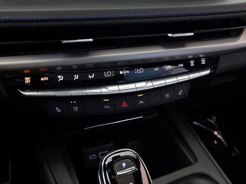 Used 2024 Cadillac XT4 Sport AWD/4WD image 22