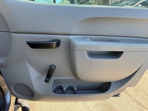 Used 2012 Chevrolet Silverado 1500 W/T image 19