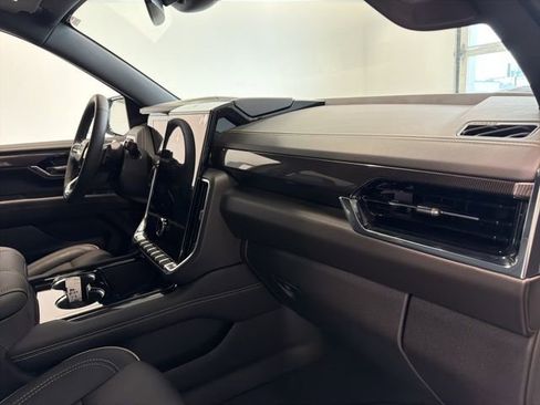 Used 2026 GMC Yukon Elevation AWD/4WD image 41