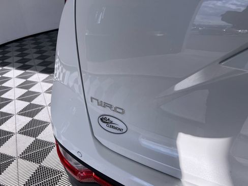 New 2026 Kia Niro EX w/ EX Premium Package FWD image 4