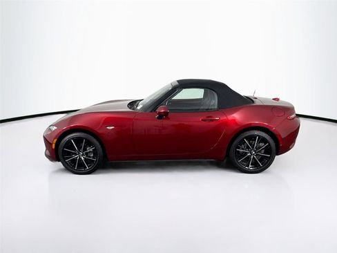Certified 2025 MAZDA MX-5 Miata Grand Touring image 13