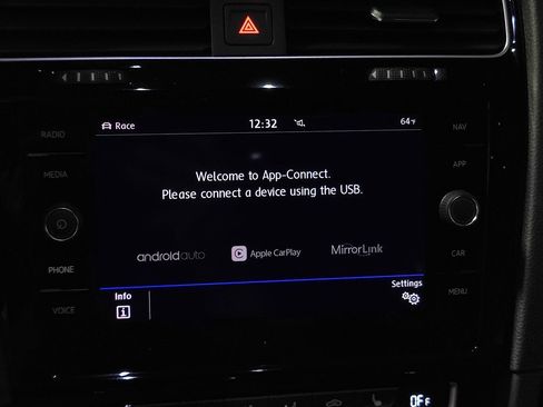 Used 2019 Volkswagen Golf R 4-Door image 39