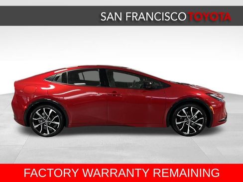 Certified 2026 Toyota Prius Plug-In Hybrid image 6