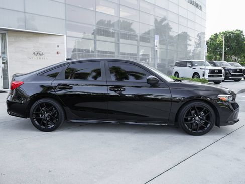Used 2024 Honda Civic Sport image 11