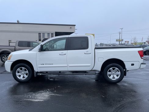 Used 2006 Nissan Titan LE w/ (T01) Tow Pkg image 5