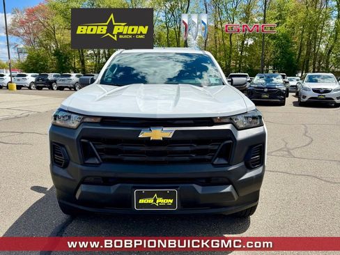 Used 2025 Chevrolet Colorado W/T w/ Advanced Trailering Package RWD image 5