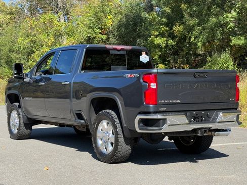 Used 2020 Chevrolet Silverado 2500 LTZ w/ LTZ Premium Package image 2
