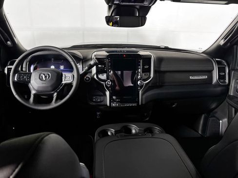 New 2026 RAM 2500 Laramie AWD/4WD image 12