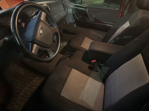 Used 2010 Ford Ranger XLT image 3