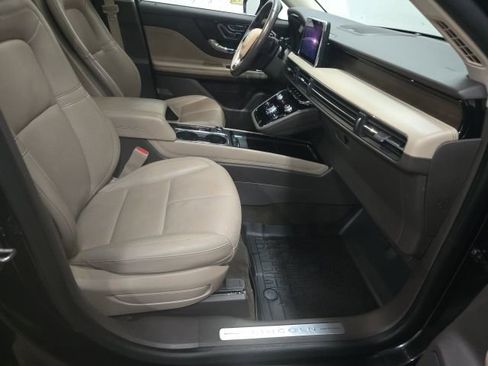 Used 2021 Lincoln Corsair Reserve w/ Equipment Group 201A image 3