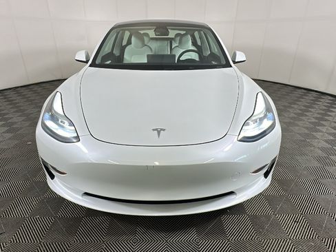 Used 2023 Tesla Model 3 Standard Range RWD image 7