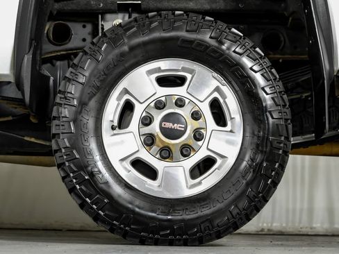 Used 2015 GMC Sierra 2500 4x4 Crew Cab w/ Sierra Convenience Package image 51