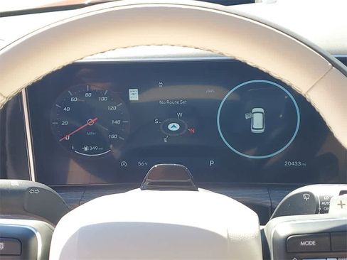 Used 2024 Hyundai Santa Fe Calligraphy image 25