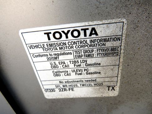Used 2015 Toyota Corolla L image 28