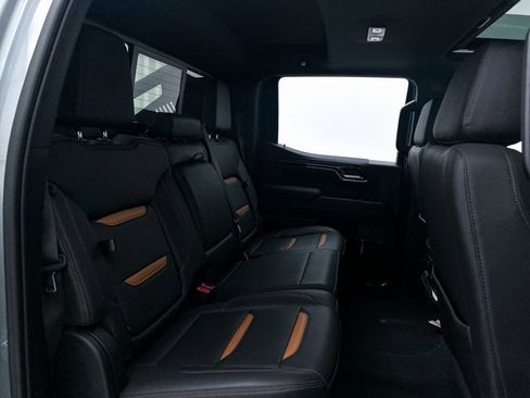 Used 2023 GMC Sierra 1500 AT4 w/ AT4 Preferred Package image 34