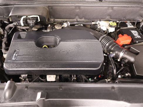 Used 2021 Lincoln Nautilus FWD w/ Equipment Group 101A image 19