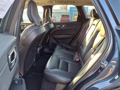 Used 2022 Volvo XC60 B5 Inscription w/ Advanced Package image 13