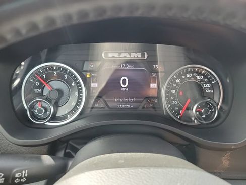 Used 2024 RAM 1500 Laramie RWD image 18