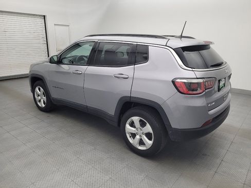 Used 2018 Jeep Compass Latitude w/ Popular Equipment Group AWD/4WD image 3