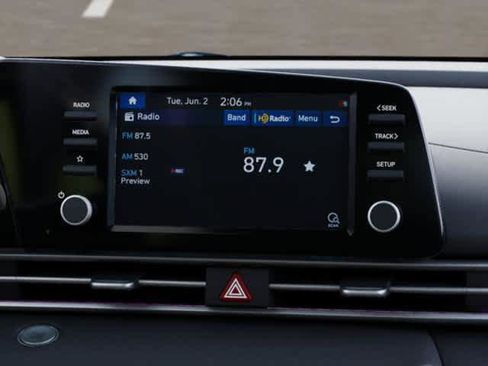New 2025 Hyundai Elantra Sport image 13
