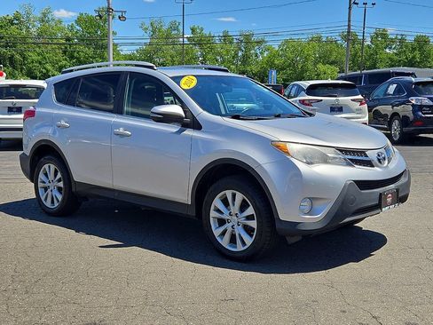Used 2014 Toyota RAV4 Limited w/ Technology Package AWD/4WD image 4