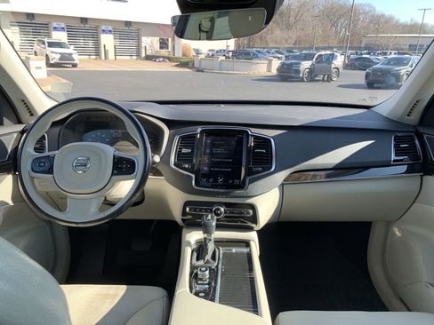 Used 2018 Volvo XC90 T6 Momentum w/ Momentum Plus Package image 30