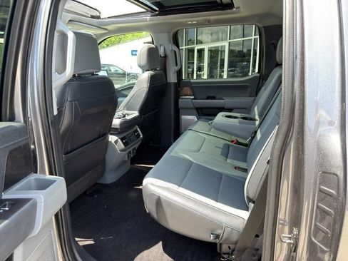 Used 2021 Ford F150 Lariat w/ Equipment Group 502A High AWD/4WD image 17