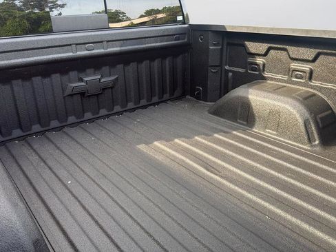 Certified 2022 Chevrolet Silverado 1500 LT AWD/4WD image 27