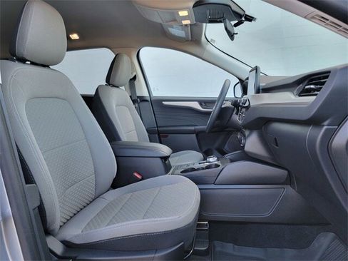 Certified 2022 Ford Escape SE image 24