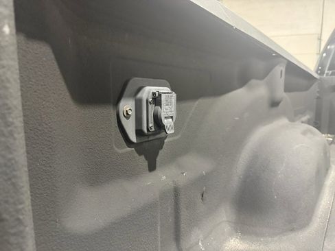 Used 2015 RAM 3500 Laramie image 15