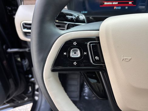 New 2026 Lincoln Corsair Grand Touring AWD/4WD image 16