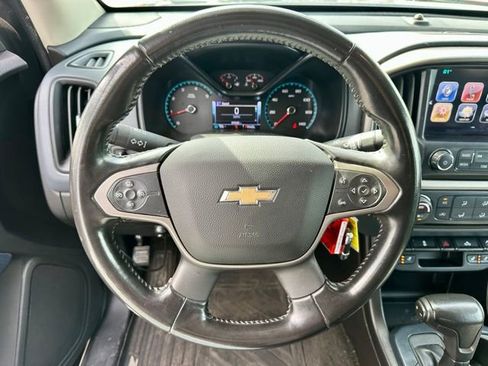 Used 2018 Chevrolet Colorado Z71 AWD/4WD image 32