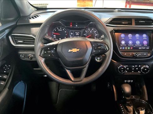 Certified 2022 Chevrolet TrailBlazer LT w/ Convenience Package image 17
