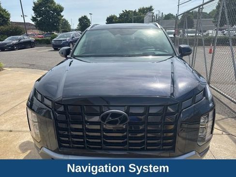Used 2024 Hyundai Palisade Limited AWD/4WD image 2