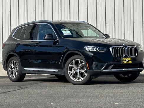Used 2023 BMW X3 xDrive30i AWD/4WD image 2