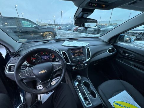 Used 2020 Chevrolet Equinox LT image 25