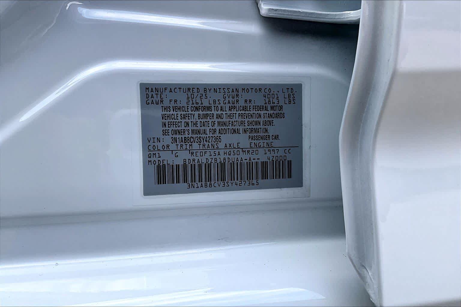 Used 2025 Nissan Sentra SV w/ All-Weather Package FWD image 32
