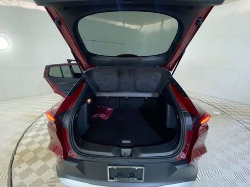 Used 2025 Buick Envista Preferred FWD image 12