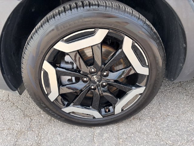 Used 2025 Kia Telluride S AWD/4WD image 27