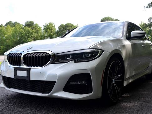 Used 2019 BMW 330i xDrive Sedan AWD/4WD image 2