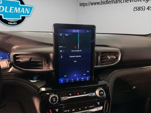 Used 2021 Ford Explorer ST w/ ST Street Pack image 19