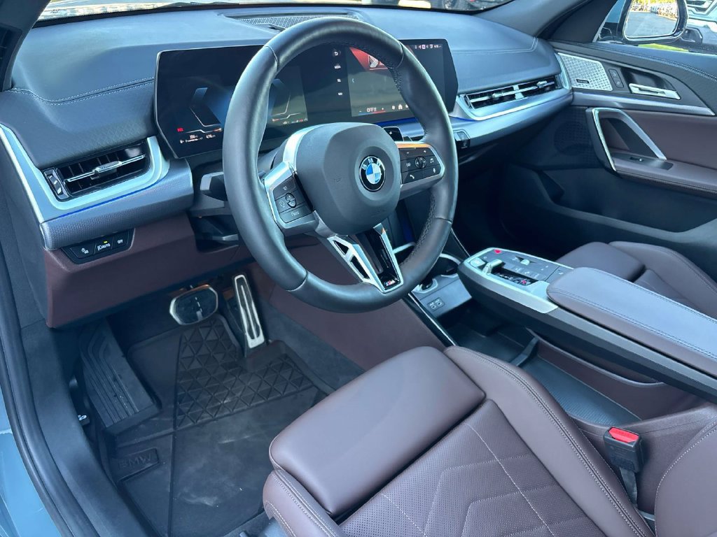 Used 2024 BMW X2 xDrive28i w/ M Sport Package AWD/4WD image 21