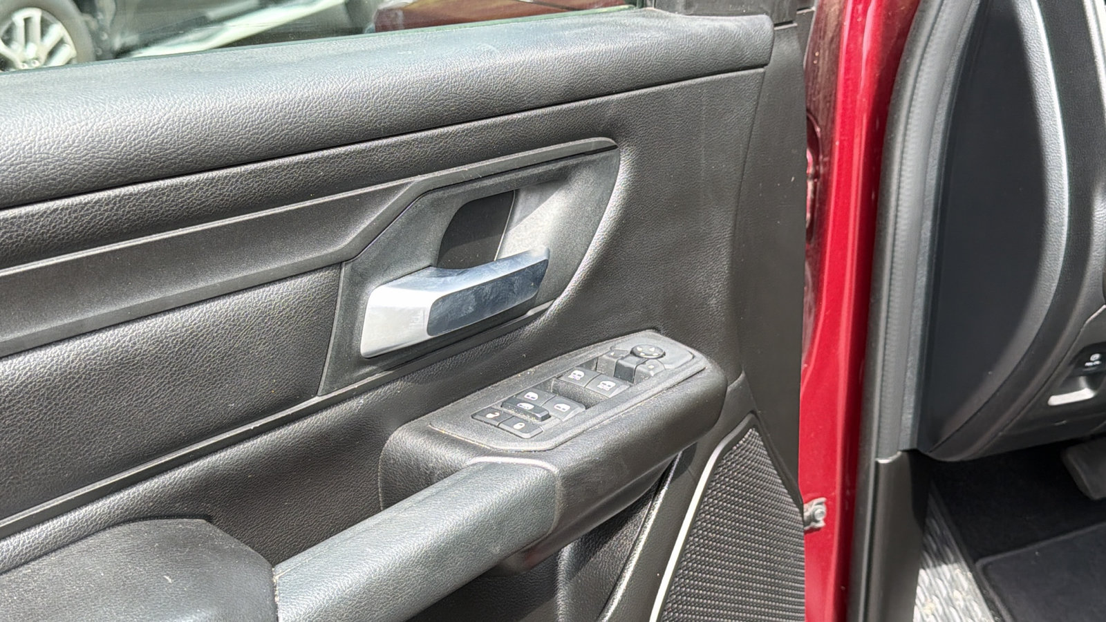 Used 2025 RAM 1500 Tradesman AWD/4WD image 15