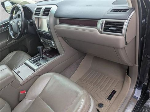 Used 2019 Lexus GX 460 Premium image 26