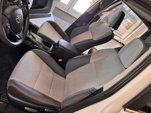 Used 2013 Toyota RAV4 XLE AWD/4WD image 26
