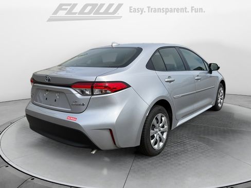 Used 2024 Toyota Corolla LE image 7