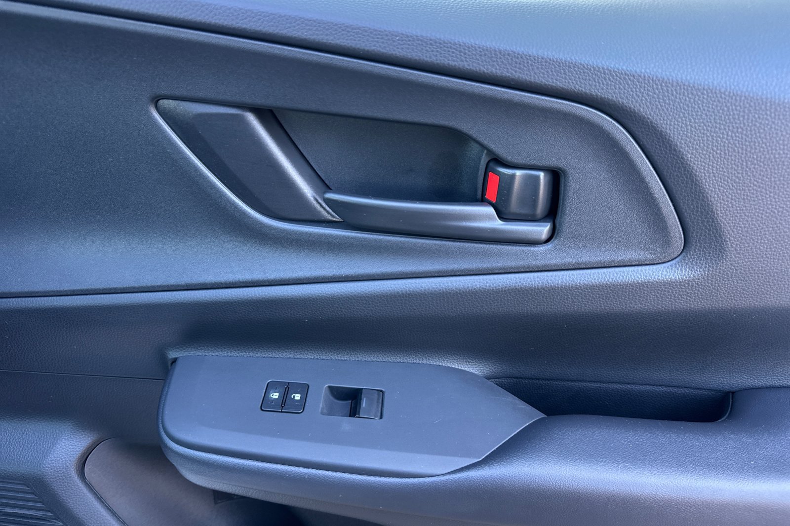 Certified 2026 Toyota Prius Plug-In Hybrid FWD image 22