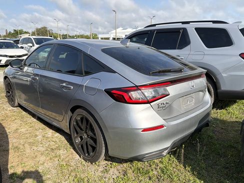 Used 2022 Honda Civic Sport image 4