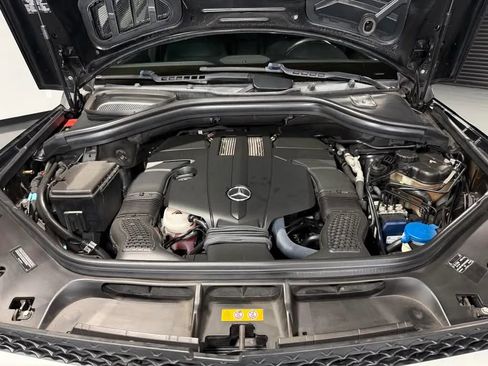 Used 2016 Mercedes-Benz GL 450 4MATIC w/ Premium I Package image 8